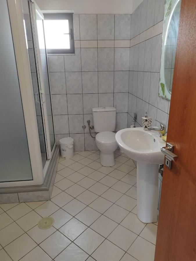 Alexander Apartment Ksamil Bagian luar foto